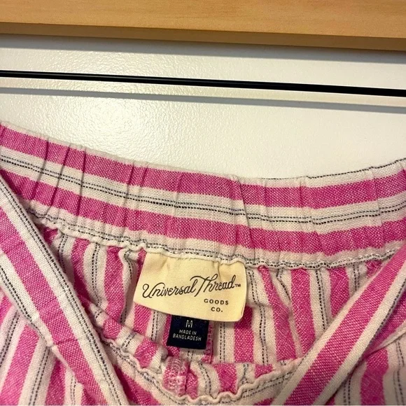 Universal Thread Pink and White Striped Linen Blend Coastal Grandma Shorts - Picture 5 of 6